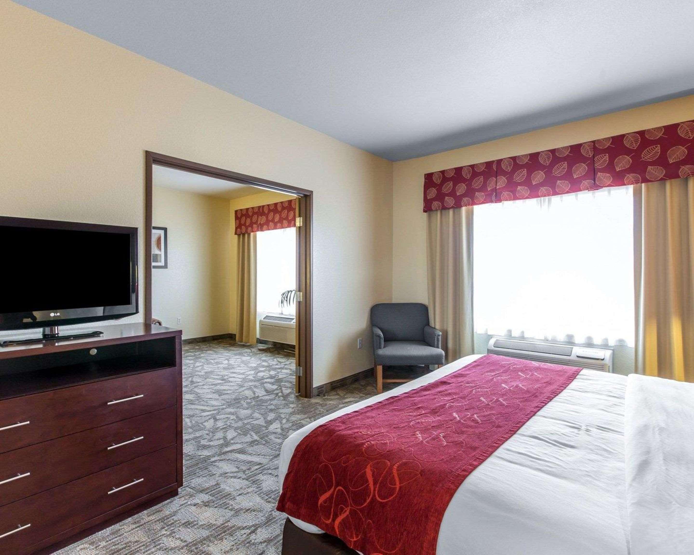 คอมฟอร์ต สวีท ปาล์ม เดสเสิร์ต ไอ - 10 Hotel อเมริกา ภายนอก รูปภาพ